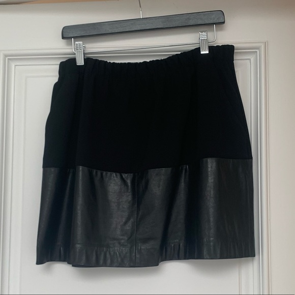 Vince skirt - Picture 2 of 4